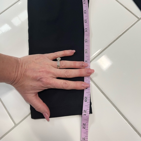 Zella Crop Black Leggings - Picture 5 of 5